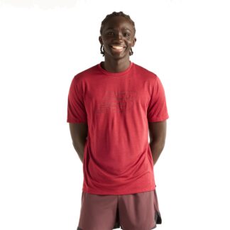 New Balance Men's RC Essential Graphic T-Shirt V2 herr sport-t-shirt